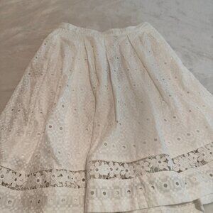 Karl Lagerfeld Paris NWT White Cotton Eyelet Skirt Size 8
